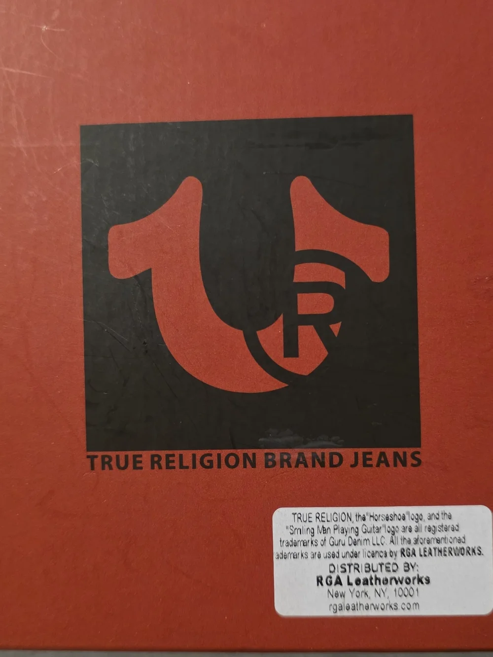 True Religion Men’s Black Leather Bifold Wallet with Horseshoe Carabiner